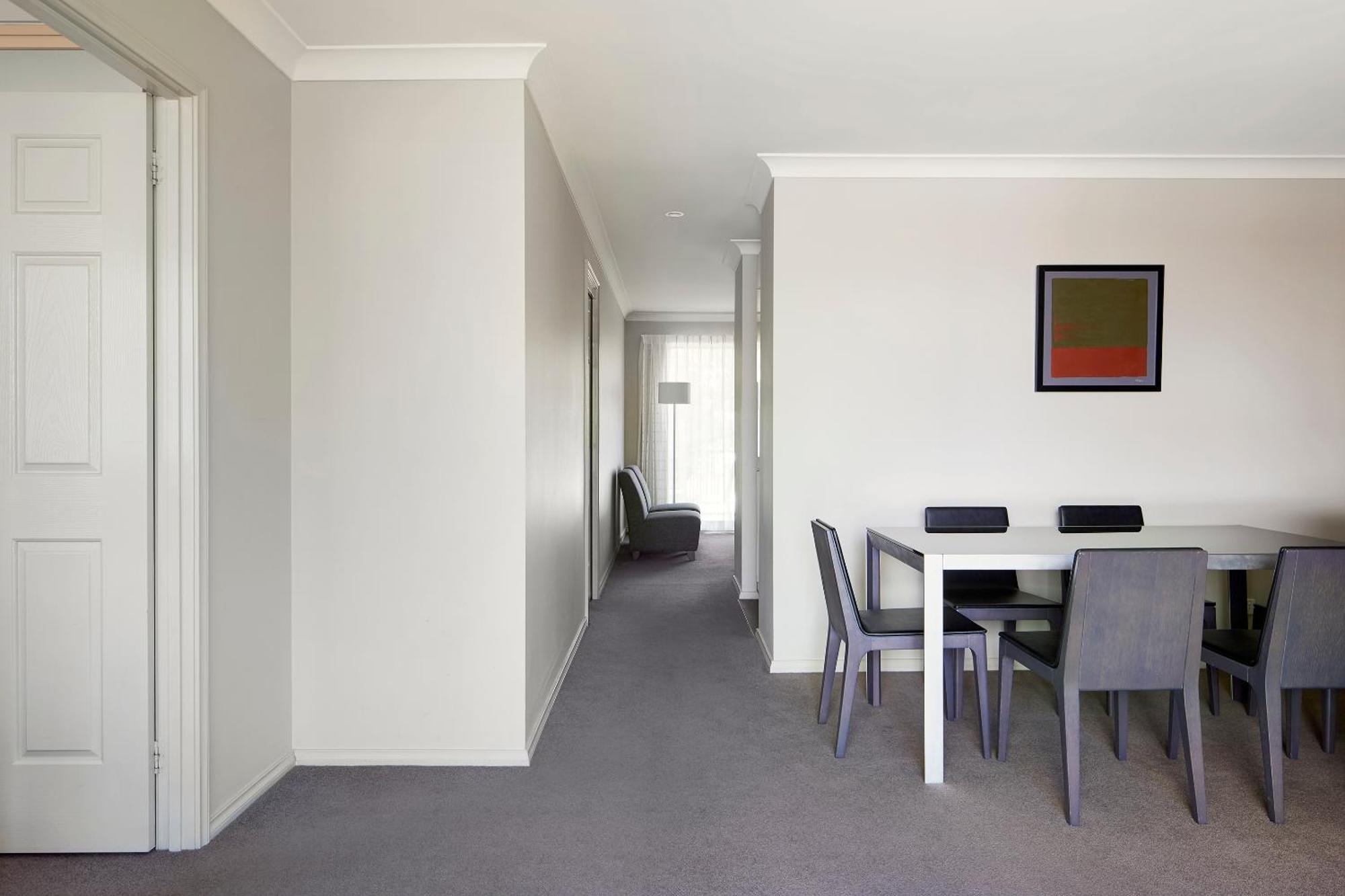 Pinnacle Apartments Canberra Exteriör bild