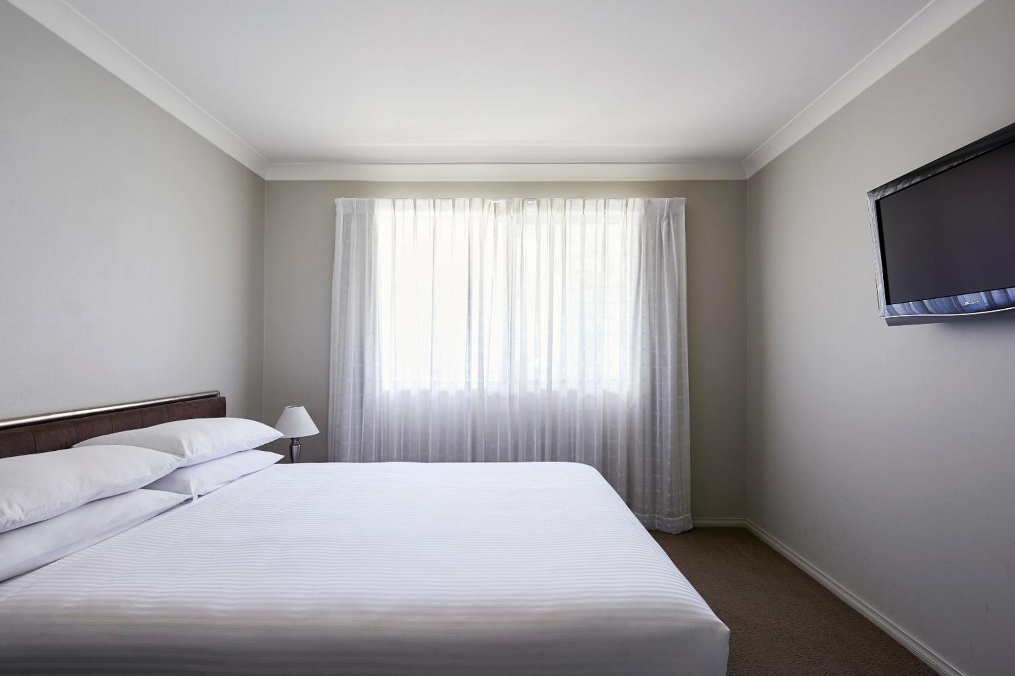 Pinnacle Apartments Canberra Exteriör bild