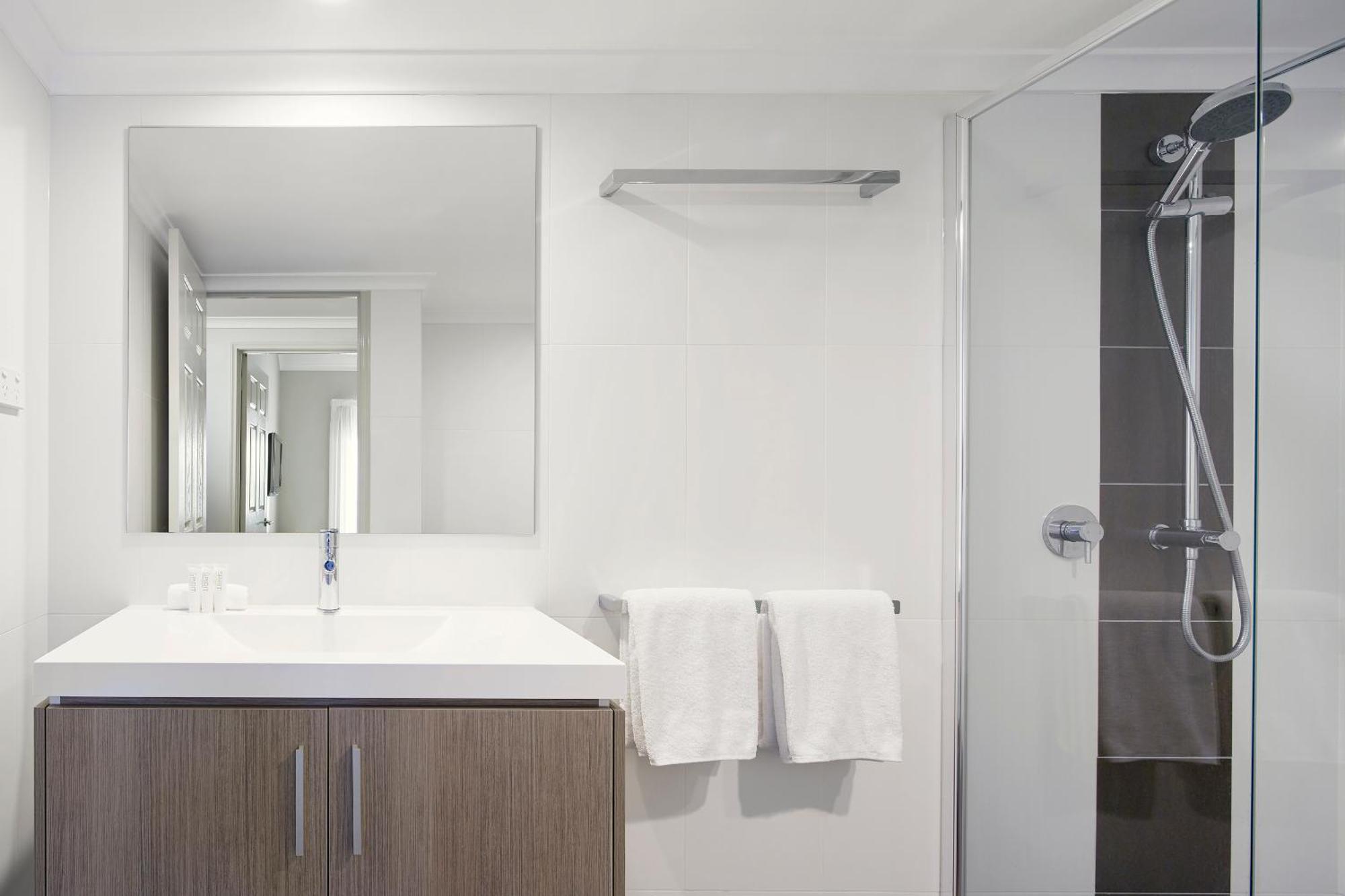 Pinnacle Apartments Canberra Exteriör bild
