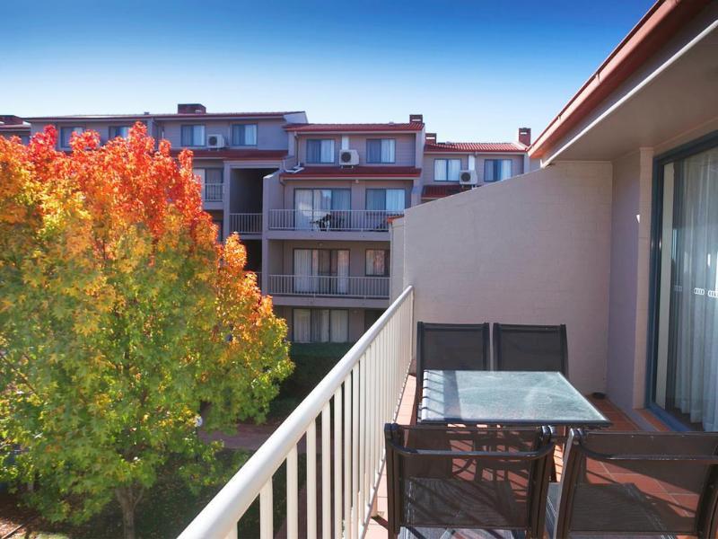 Pinnacle Apartments Canberra Exteriör bild