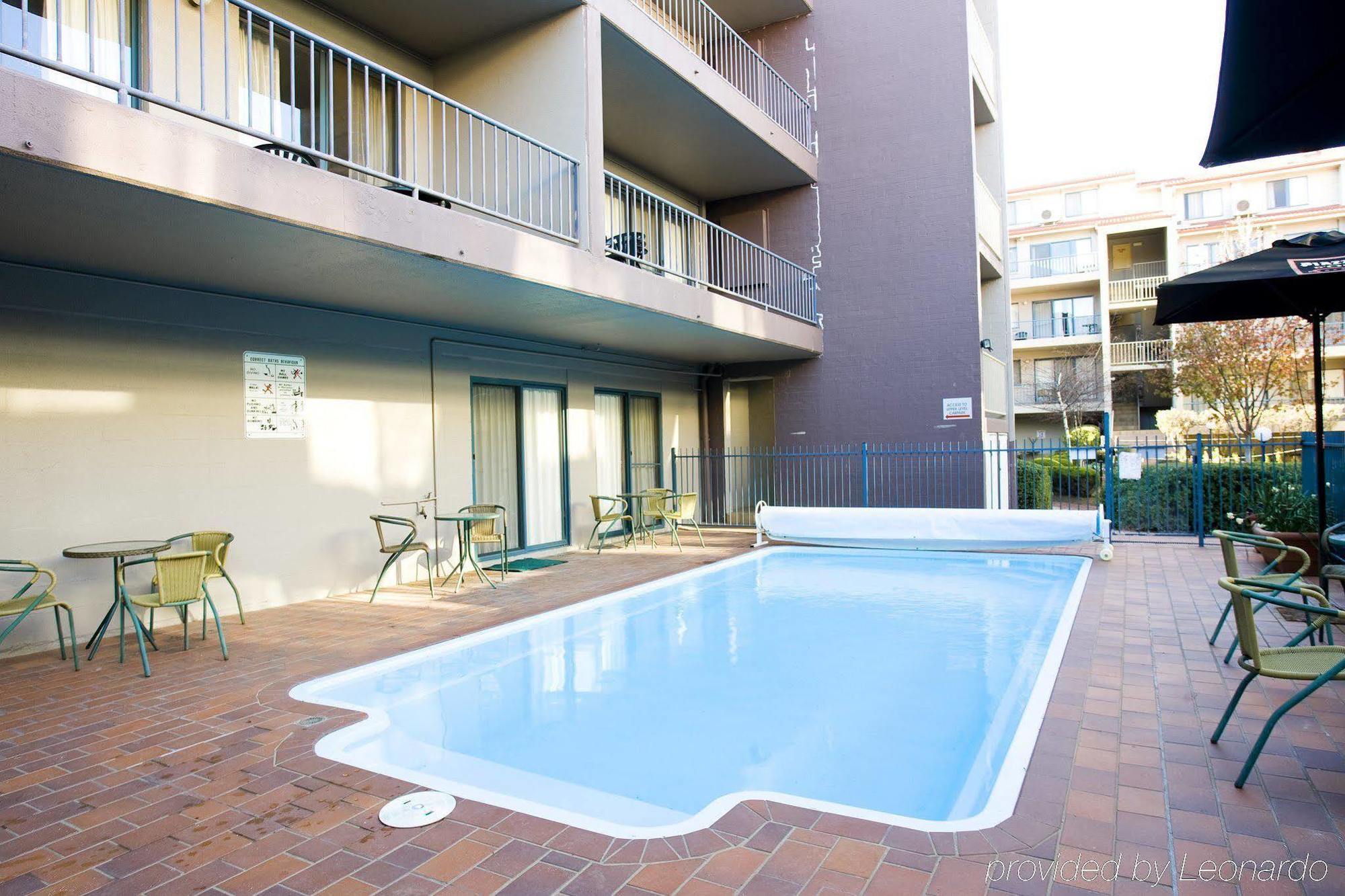 Pinnacle Apartments Canberra Exteriör bild