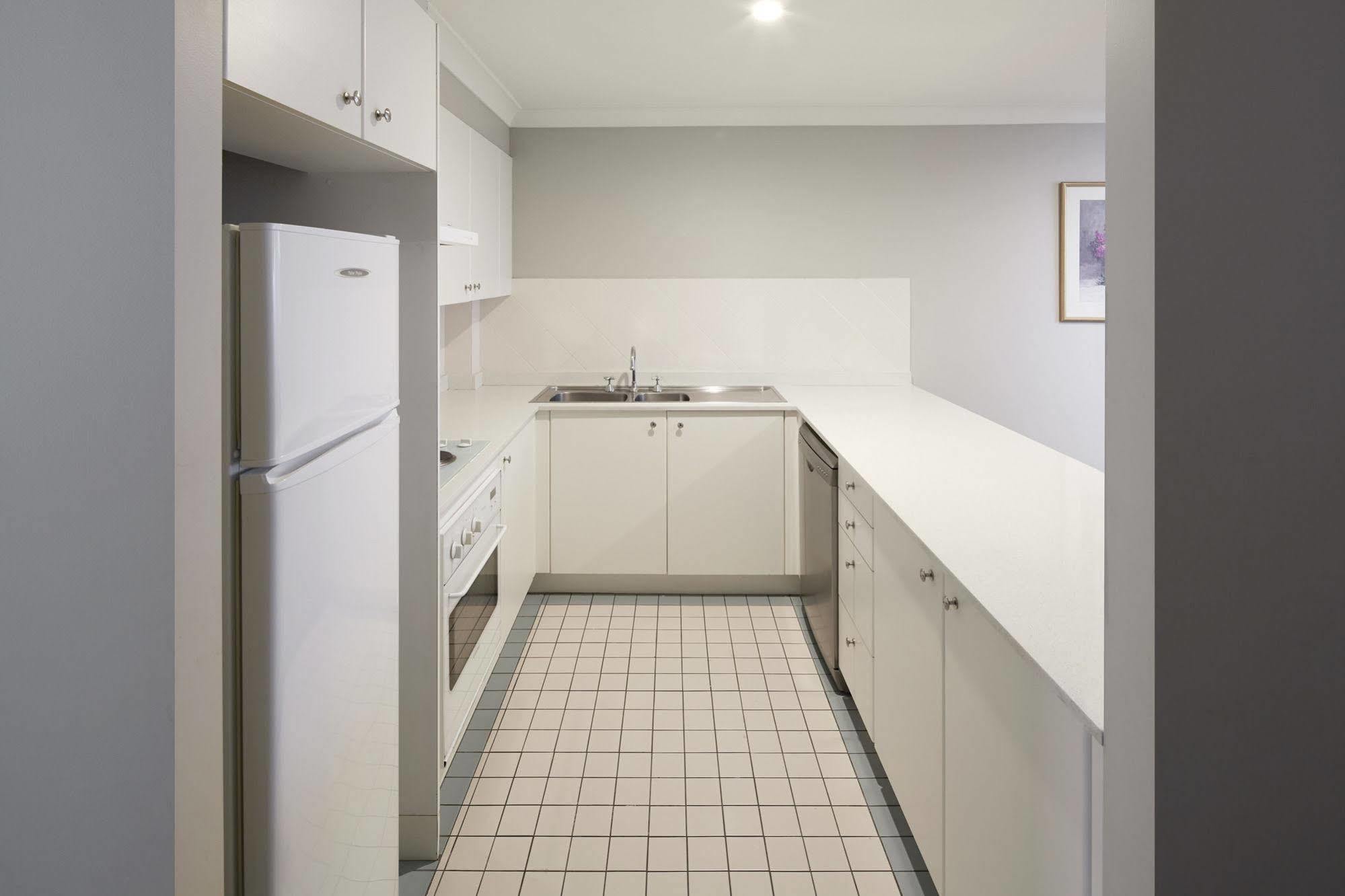 Pinnacle Apartments Canberra Exteriör bild